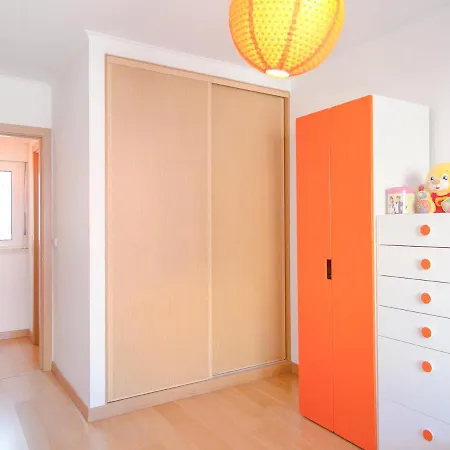 Lisboner Great Family Apt With Garage Apartament *